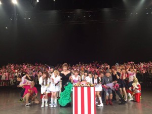 11187267_1016732431677956_644340755660534064_o-300x225 [LIVE REPORT] Queen Otaku / Shokotan monte au niveau 30 !