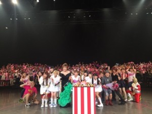o0480036013297809969-300x225 [LIVE REPORT] Queen Otaku / Shokotan monte au niveau 30 !